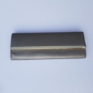Pewter/Silver Date Night Clutch